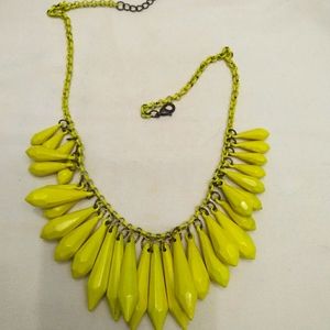 Neon yellow/green spike neckless